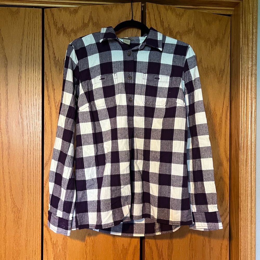 Duluth Trading co. purple and white plaid flannel, size: small